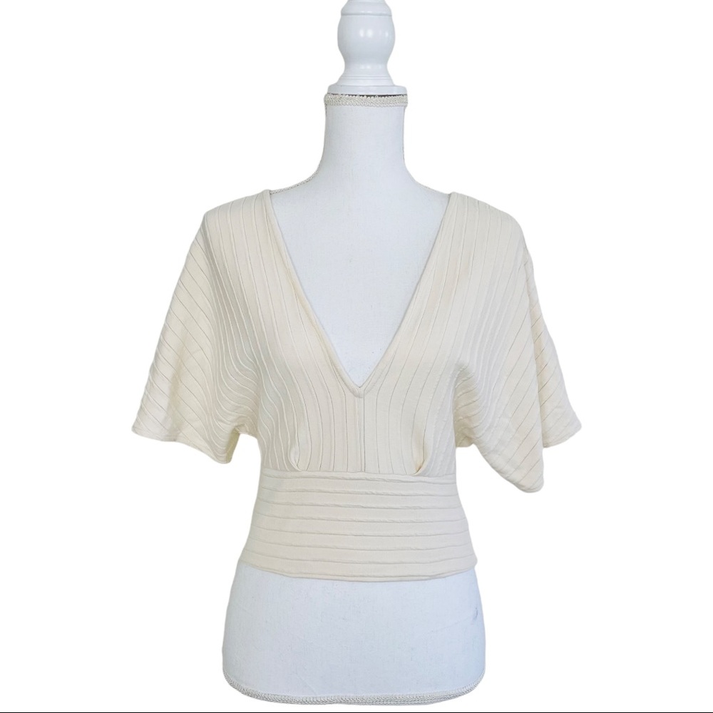 Zara Trafaluc Cream V-Neck Crop Top